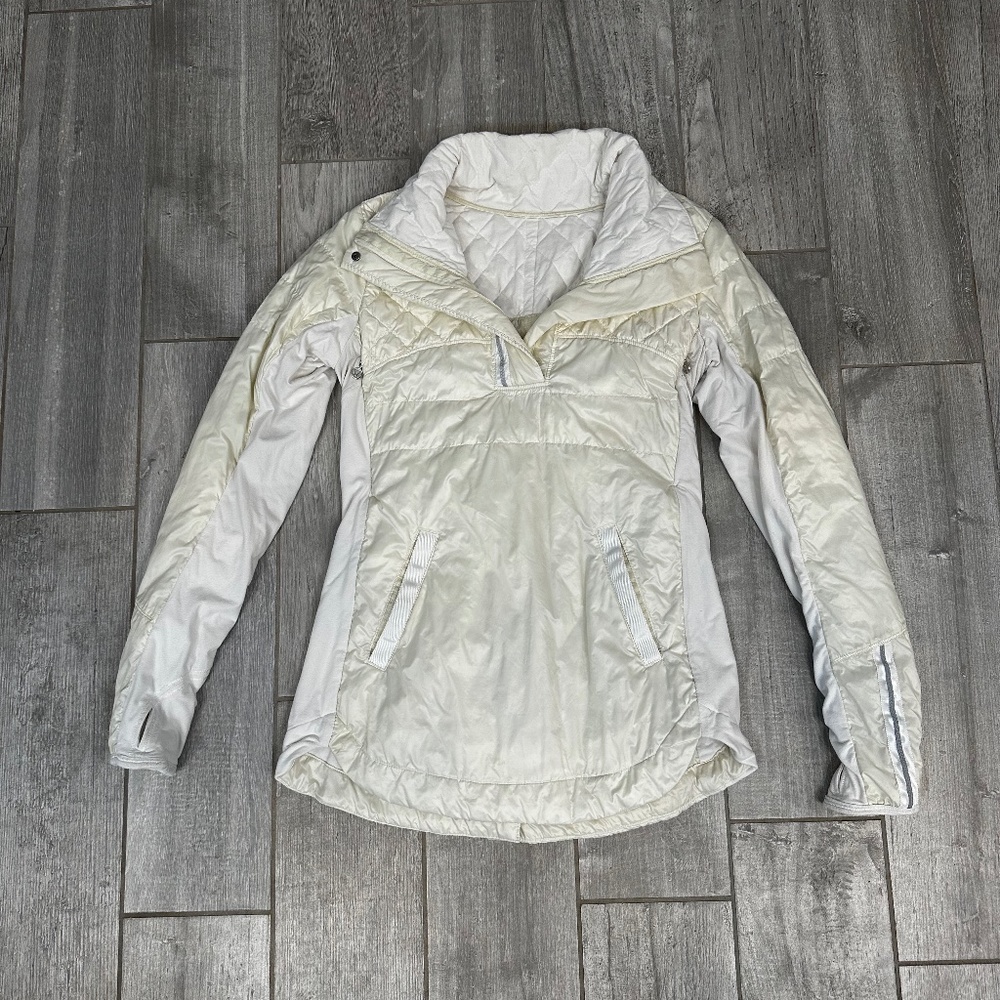 Lululemon puffer jacket size 6